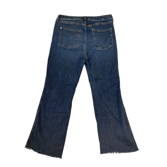 Chicos Womens Size 12 R Define Me Flare Jeans Raw Hem Blue Denim - Picture 2 of 8